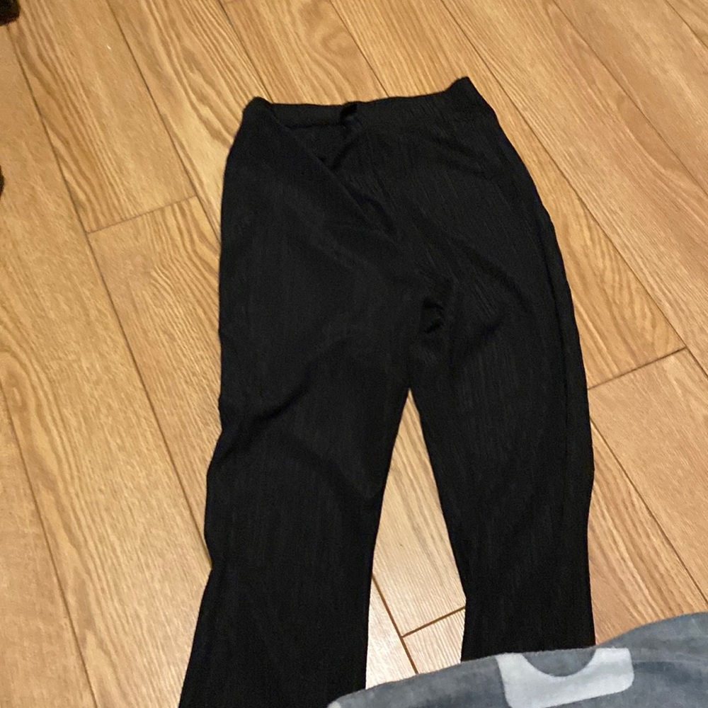 I am selling black leggings that are bell bottoms